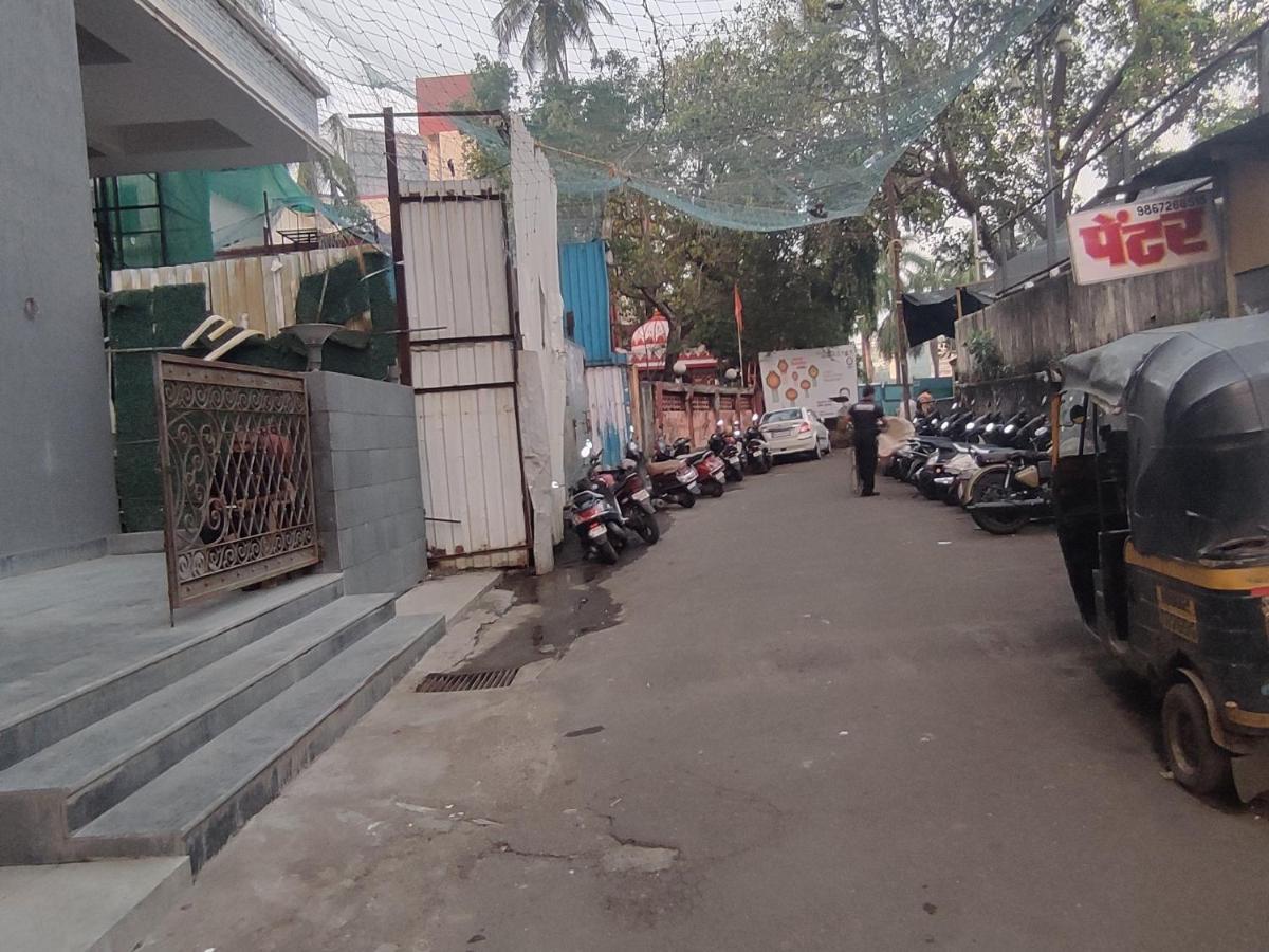 Osi Apartments Bandra West Bombaj Zewnętrze zdjęcie
