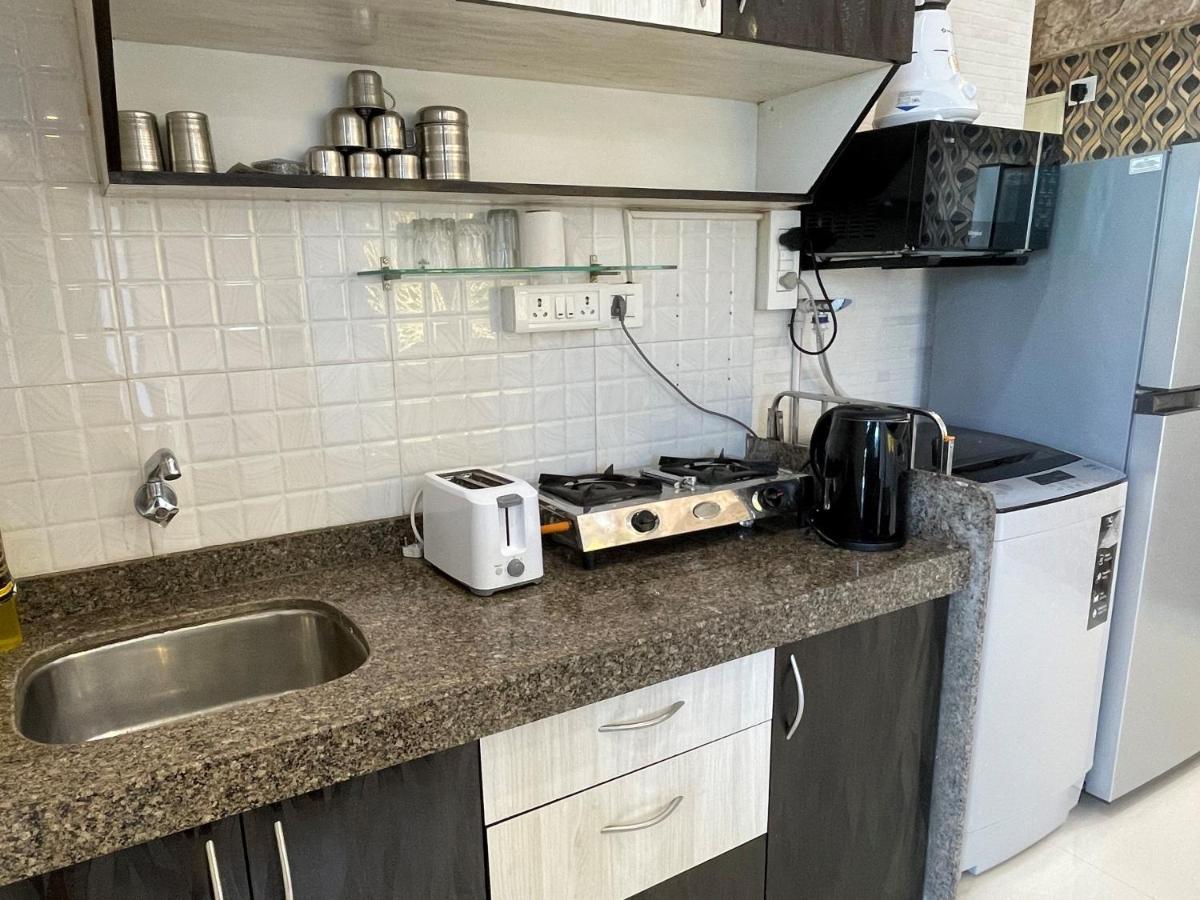 Osi Apartments Bandra West Bombaj Zewnętrze zdjęcie
