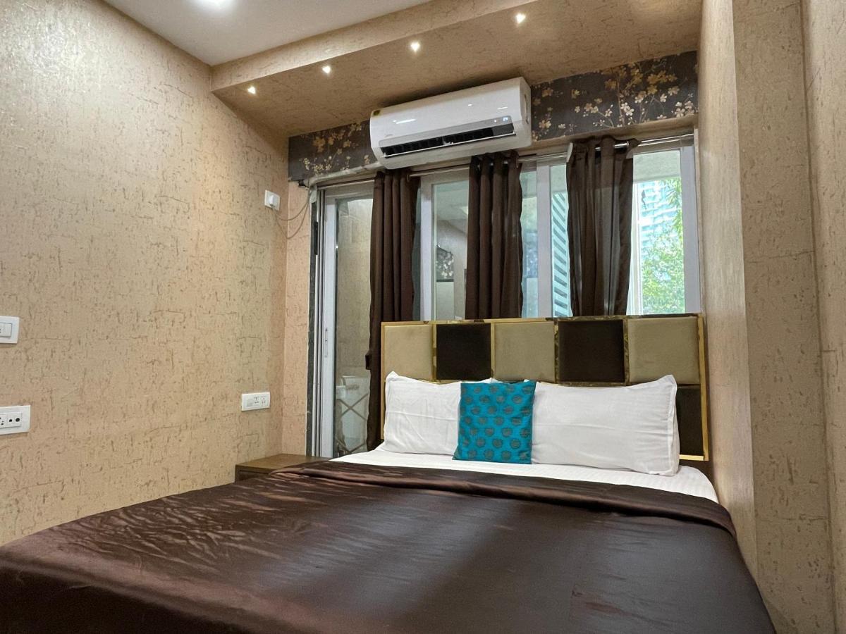 Osi Apartments Bandra West Bombaj Zewnętrze zdjęcie
