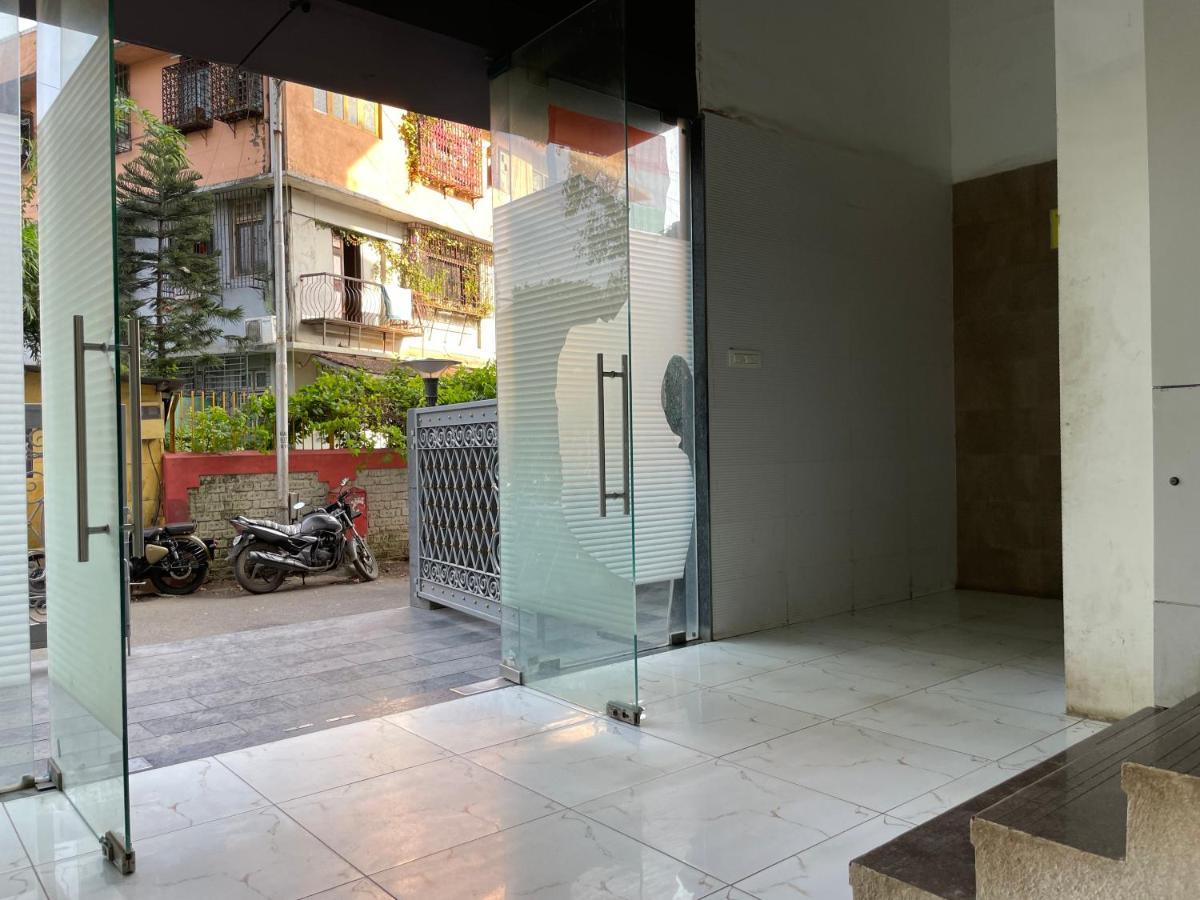 Osi Apartments Bandra West Bombaj Zewnętrze zdjęcie