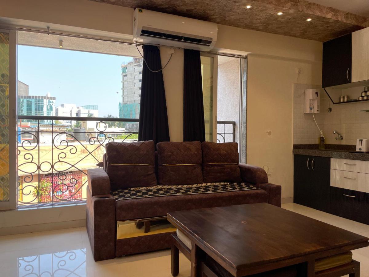 Osi Apartments Bandra West Bombaj Zewnętrze zdjęcie