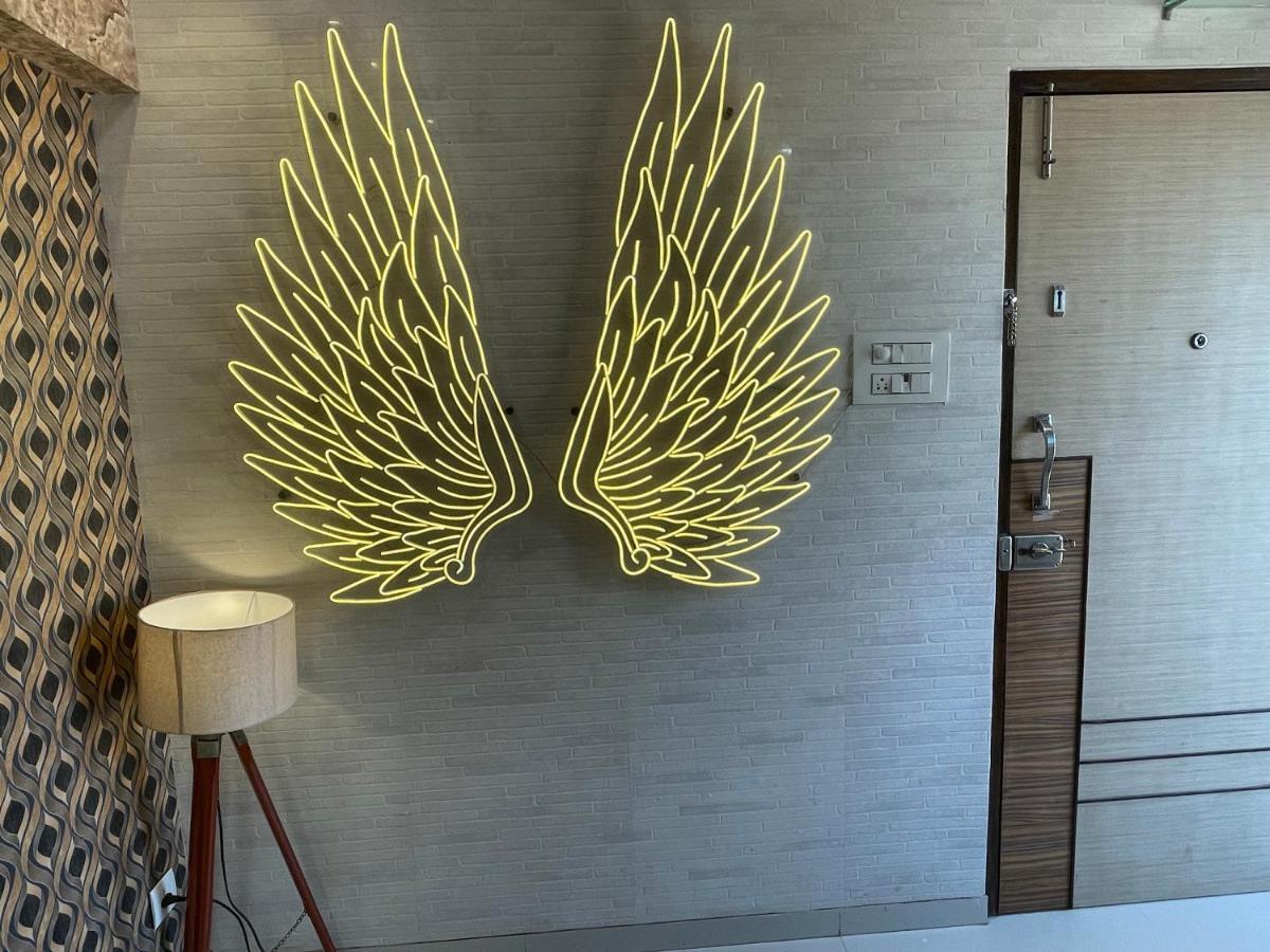 Osi Apartments Bandra West Bombaj Zewnętrze zdjęcie